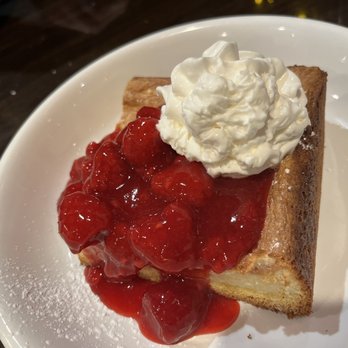 Zoli's NY Pizza - Ricotta Cheesecake with Berries - Pizza Near Me - Addison, Texas Zoli's NY Pizza - Ricotta Cheesecake with Berries - Pizza Near Me - Addison, Texas