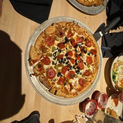Old Chicago Pizza + Taproom - Pizza ordered #1
