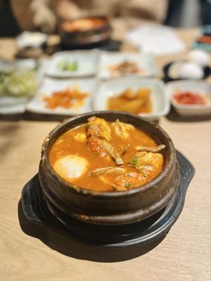 LASUNG TOFU & POT RICE 라성순두부 by null