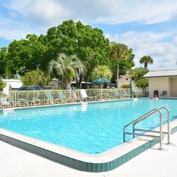 Silver Dollar Resort