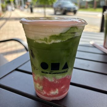 Ooika - Strawberry Iced Matcha with Vanilla Foam - Coffee & Tea Near Me - Lawrenceville, New Jersey Ooika - Strawberry Iced Matcha with Vanilla Foam - Coffee & Tea Near Me - Lawrenceville, New Jersey
