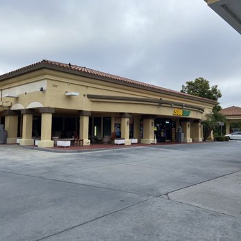 Petit Street Grill - Located in this gas station next to Subway. - Breakfast & Brunch Near Me - Camarillo, California Petit Street Grill - Located in this gas station next to Subway. - Breakfast & Brunch Near Me - Camarillo, California