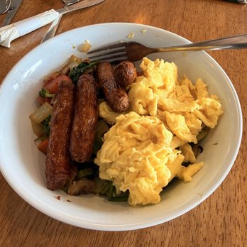 Neighbarista - This was their Skinny Bowl Look at that portion! Was delicious - Breakfast & Brunch Near Me - Newhall, California Neighbarista - This was their Skinny Bowl Look at that portion! Was delicious - Breakfast & Brunch Near Me - Newhall, California