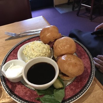 Cactus Jack's Bar and Grill - Prime rib sliders delicious - American Near Me - Palm Desert, California