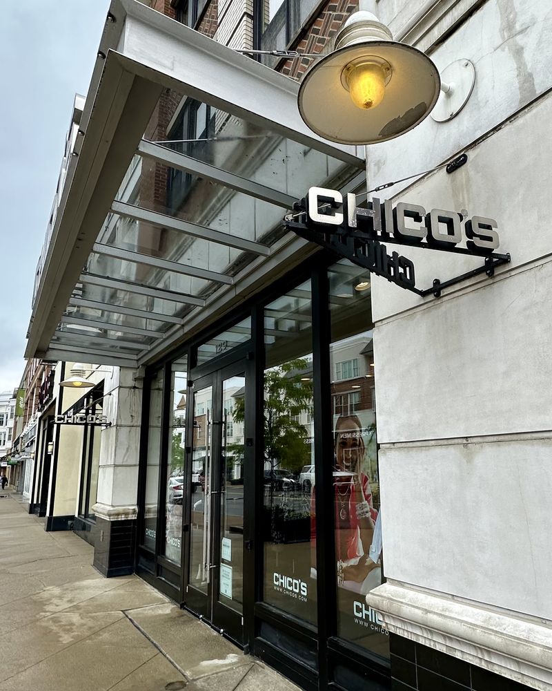 Chico's Logo
