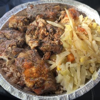 Grill Master Dex Jerk Spot - Jerk Chicken - Food Trucks Near Me - Bridgeport, Connecticut Grill Master Dex Jerk Spot - Jerk Chicken - Food Trucks Near Me - Bridgeport, Connecticut
