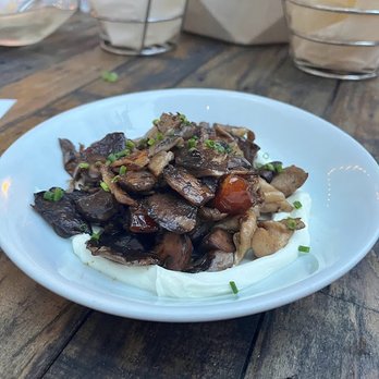 Zaytinya - Mushroom kapnista - Greek Near Me - Washington, DC, District of Columbia