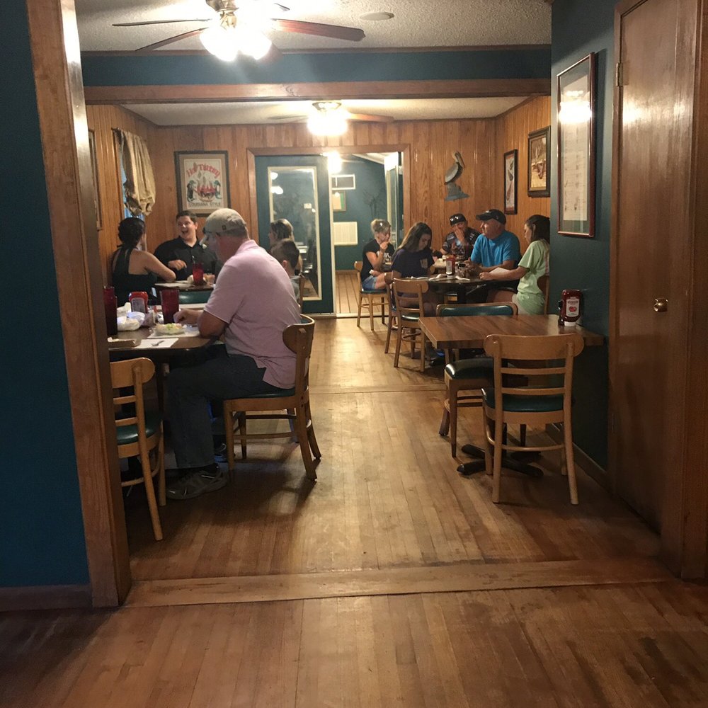 Sevin's - people sitting at tables in a restaurant - Cajun/Creole Near Me - Farmerville, Louisiana Sevin's - people sitting at tables in a restaurant - Cajun/Creole Near Me - Farmerville, Louisiana