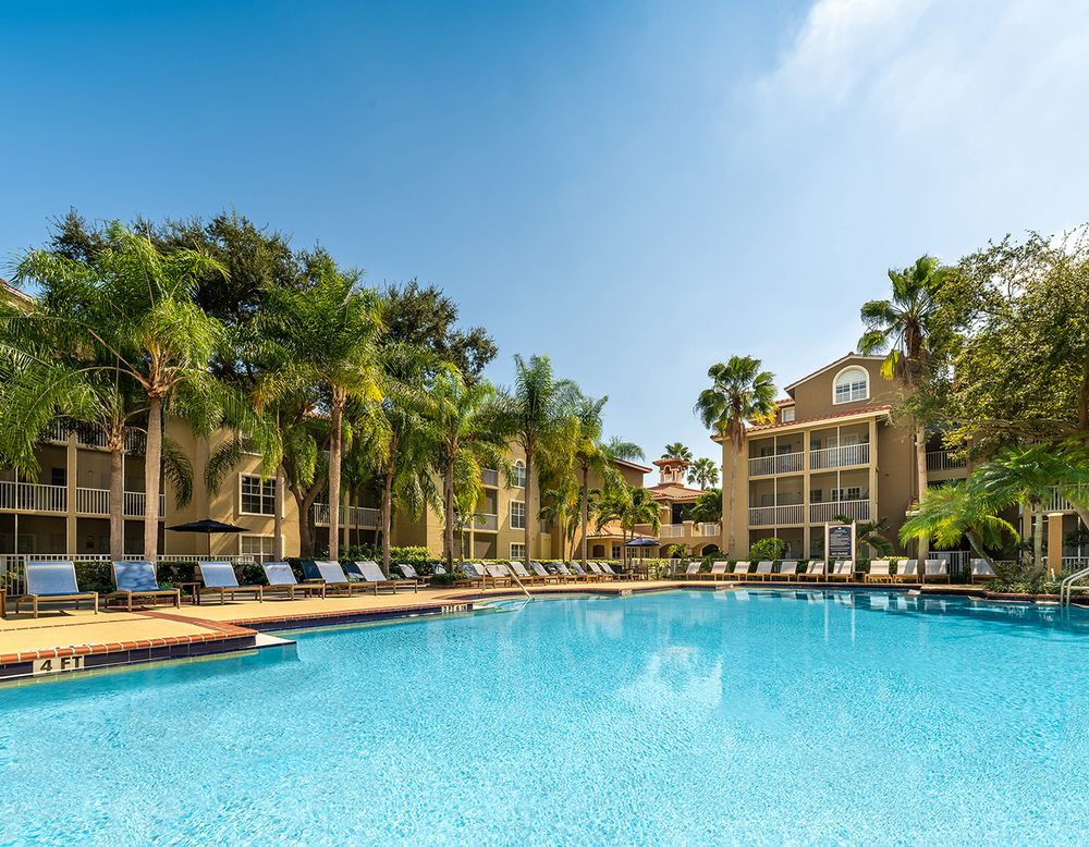 LINCOLN POINTE Updated August 2024 45 Photos & 10 Reviews 17900 NE 31st Ct, Aventura