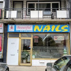 Beautiful Nails - Front of store in May 2017