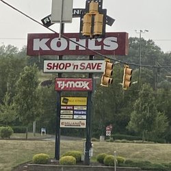 Richland Mall - Sign at entrance to the mall