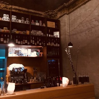 Sardinen.bar - Sardinen.bar -Ambiente - Delicatessen Near Me - Berlin, BE
