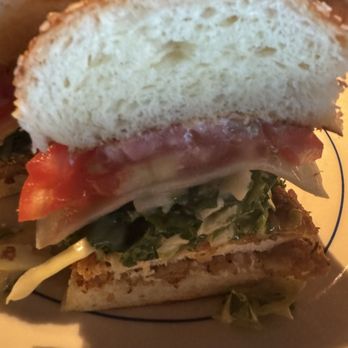 Houston's Restaurant - Slice of chicken sandwich - American Near Me - Pompano Beach, Florida