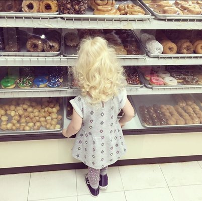 Donald's Donuts by null