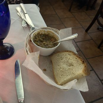 Da Marino - Bread for 2. Some bean dip. - Italian Near Me - New York, New York Da Marino - Bread for 2. Some bean dip. - Italian Near Me - New York, New York