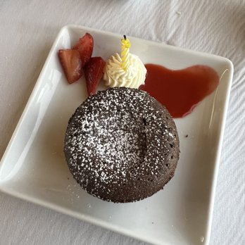 Napa Valley Wine Train - Lava cake - New American Near Me - Napa, California