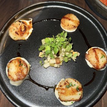 Hell's Kitchen - Seared Scallops - New American Near Me - Atlantic City, New Jersey