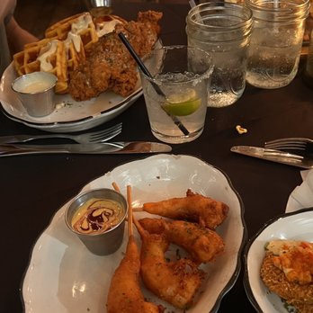 Moonshine Grill - Southern Near Me - Austin, Texas
