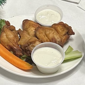 Della J's Delectables - Wing appetizer - Southern Near Me - Alexandria, Virginia Della J's Delectables - Wing appetizer - Southern Near Me - Alexandria, Virginia
