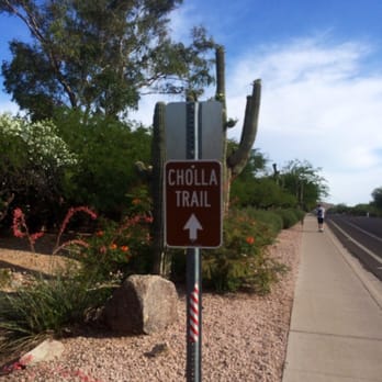 Camelback Mountain - You're going the right way - Parks Near Me - Phoenix, Arizona