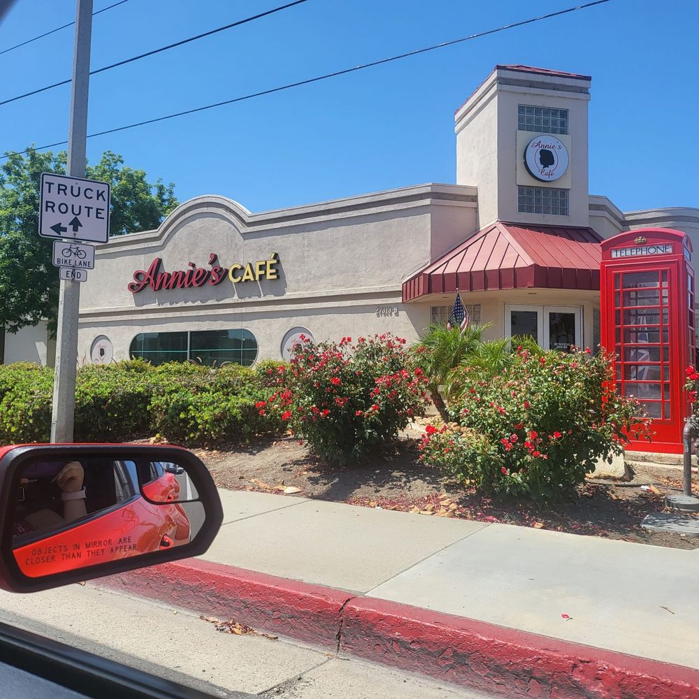 Annie's Cafe - Temecula - Outside - Breakfast & Brunch Near Me - Temecula, California