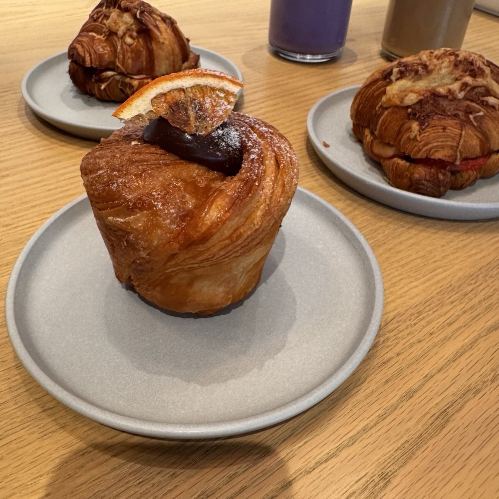 Hala Tree Cafe - Cruffin - Coffee & Tea Near Me - Honolulu, Hawaii