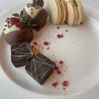 Chateau Lacombe Hotel - Truffles, Macaroons, Chocolate Strawberries - Hotels Near Me - Edmonton, Alberta Chateau Lacombe Hotel - Truffles, Macaroons, Chocolate Strawberries - Hotels Near Me - Edmonton, Alberta