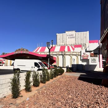 Circus Circus - entrance - Hotels Near Me - Las Vegas, Nevada Circus Circus - entrance - Hotels Near Me - Las Vegas, Nevada