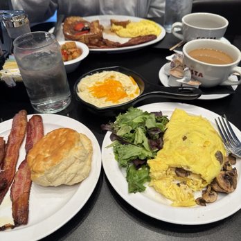 Grits and Eggs Breakfast Kitchen - Breakfast & Brunch Near Me - Atlanta, Georgia