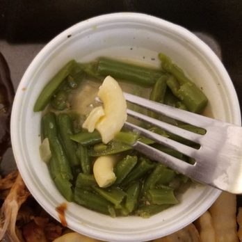 Sonny's BBQ - Mac and cheese mixed with green beans. - Barbeque Near Me - Mobile, Alabama