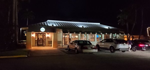 Park Avenue BBQ Grille by null