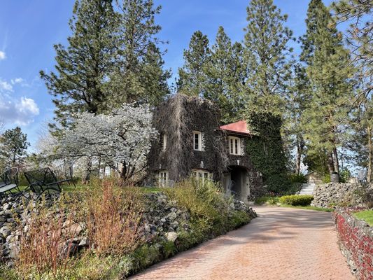 Arbor Crest Wine Cellars by null