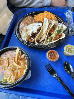 El Rey Taqueria by null