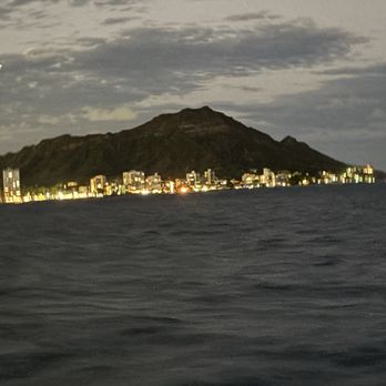 Pink Sails Waikiki - Diamond Head - Boat Tours Near Me - Honolulu, Hawaii Pink Sails Waikiki - Diamond Head - Boat Tours Near Me - Honolulu, Hawaii