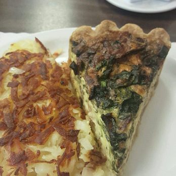 Maggies On Meeker - Oscar quiche - American Near Me - Kent, Washington