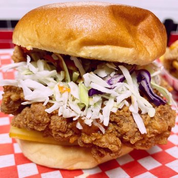 Knockout Chicken - Left hook sandwich - Chicken Wings Near Me - Mississauga, Ontario