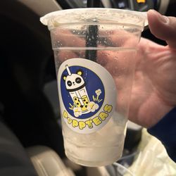PoppTeas - Mango Strawberry Boba, as you can see if it wasn't good, I probably wouldn't have finished it. I finished it too fast