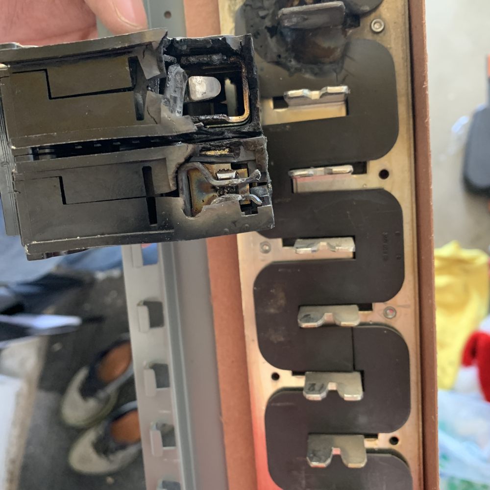 Citrus Electric - Main Breaker - Electricians Near Me