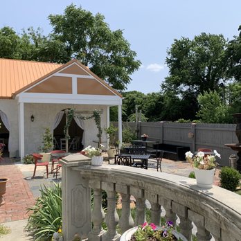 Elizabeth Esther Cafe - Patio - Cafes Near Me - Smyrna, Delaware Elizabeth Esther Cafe - Patio - Cafes Near Me - Smyrna, Delaware