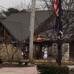 Nashville Spice Company - If you look closely, you can see the best store in Nashville, IN.
