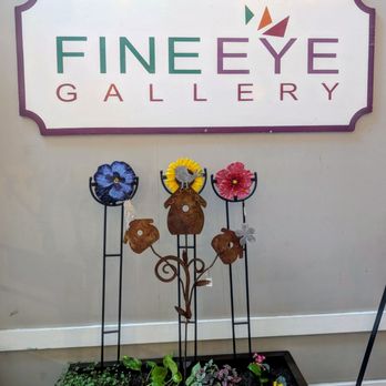 Fine Eye Gallery - Another sign the and garden artwork. - Art Galleries Near Me - Sonoma, California