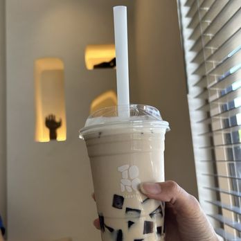 Torotea - Misty oolong milk tea with black tea tapioca mochi - Coffee & Tea Near Me - Diamond Bar, California