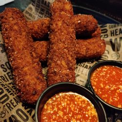 Walk-On's Sports Bistreaux - Alexandria Restaurant - Cheese logs