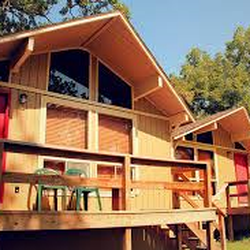 Tera Miranda Harbour & Resort - Fully Loaded Cabins on the Lake!