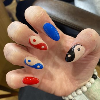 Bel Age Nails & Spa - Yin Yang Nail Art - Nail Salons Near Me - Lake Forest, California