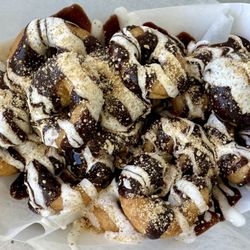 Sinkers & Suds - S'mores donuts