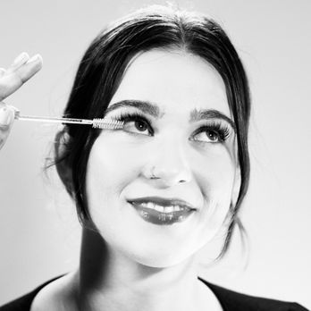 Simones Glamhouse - Eyelash Service Near Me - Orange, Virginia