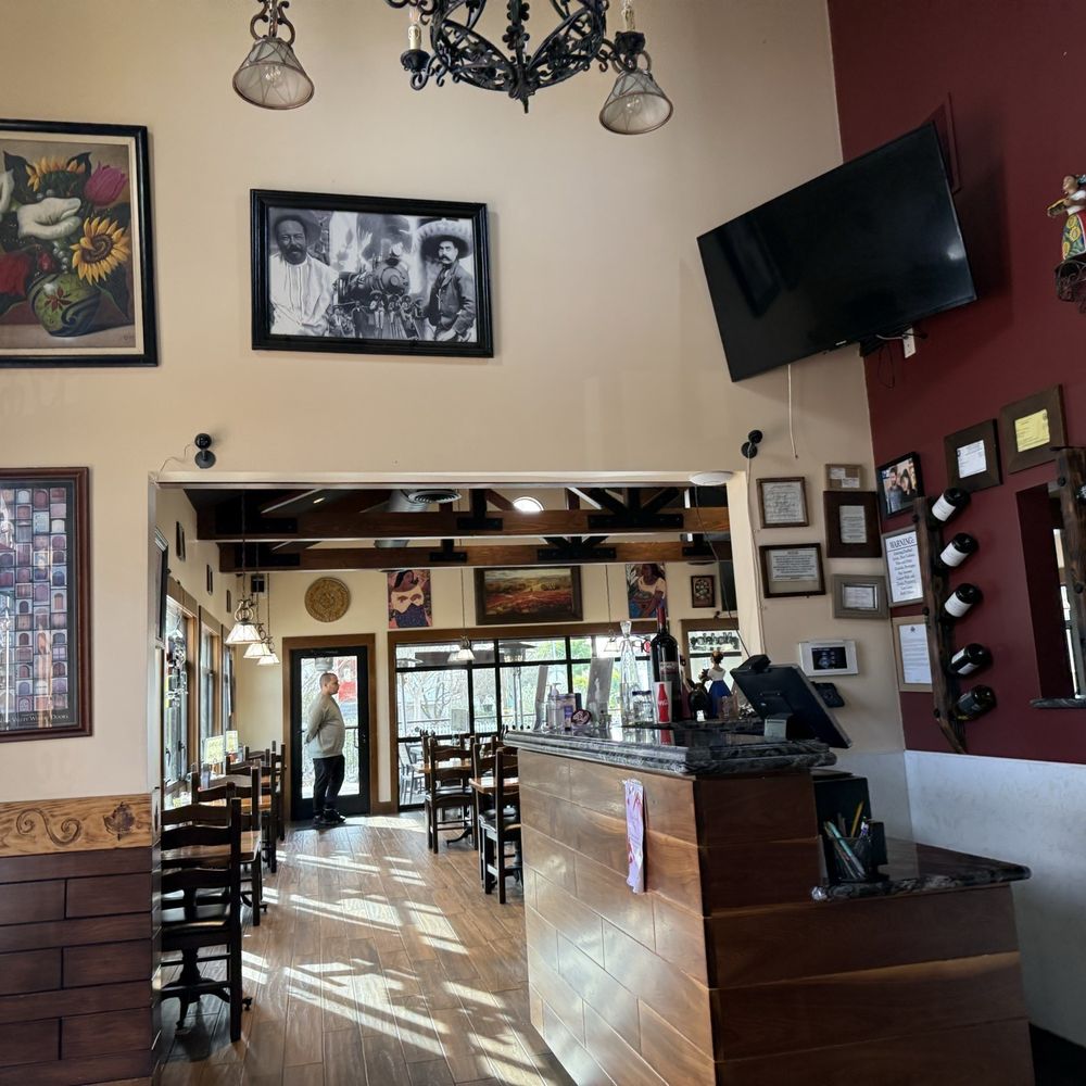Taqueria Maria - Inside - Mexican Near Me - Napa, California Taqueria Maria - Inside - Mexican Near Me - Napa, California