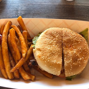 Mr Broast - As brought to table, just added ketchup. Who serves a chk sandwich on a hamburger bun? - Burgers Near Me - Rosemont, Illinois
