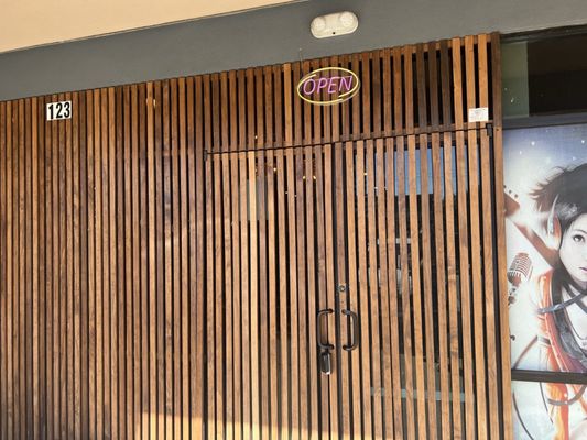 Bep Sai Thanh (BST) by null